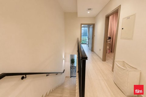 Řadový dům v Dubai, SAE 3 ložnice, 138 m² Č.: 710177 - fotografie 7