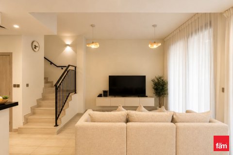Townhouse in Dubai, UAE 3 bedrooms, 138 sq.m. № 710177