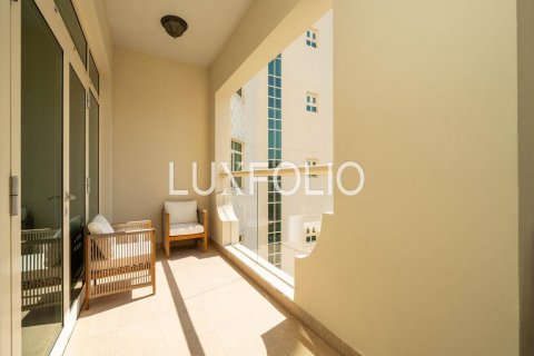 Apartmen di Palm Jumeirah, Dubai, UAE 2 bilik tidur, 145 meter persegi № 628189 - foto 2