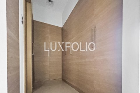 Dubai Hills Estate, Dubai, संयुक्त अरब अमीरात में विला, 5 बेडरूम, 593 वर्ग मीटर, संख्या 628190 - फ़ोटो 17