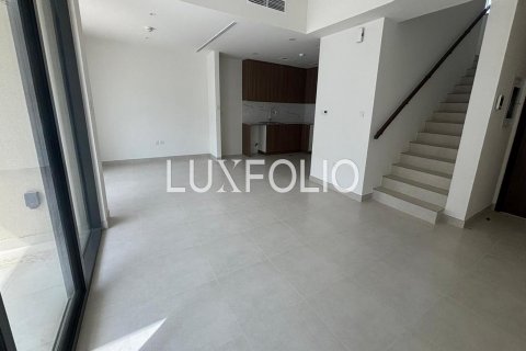 Townhouse in Town Square, Dubai, UAE 3 bedrooms, 189 sq.m. № 628262 - photo 2