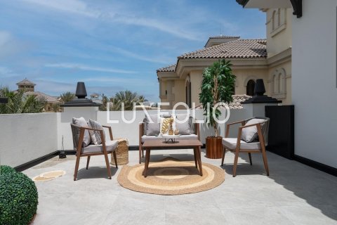Villa en alquiler en Palm Jumeirah, Dubai, EAU 5 dormitorios, 622 m2 № 628264 - foto 21