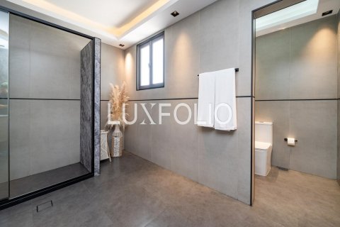 Villa en alquiler en Palm Jumeirah, Dubai, EAU 5 dormitorios, 622 m2 № 628264 - foto 27