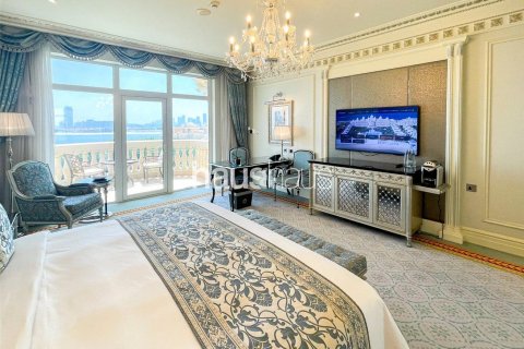 Hotel Apartment in Palm Jumeirah, Dubai, UAE 1 room, 62 sq.m. № 625884 - photo 2