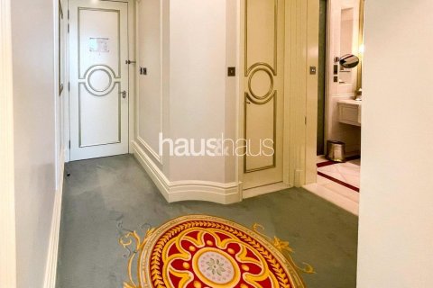 Hotel Apartment in Palm Jumeirah, Dubai, UAE 1 room, 62 sq.m. № 625884 - photo 12