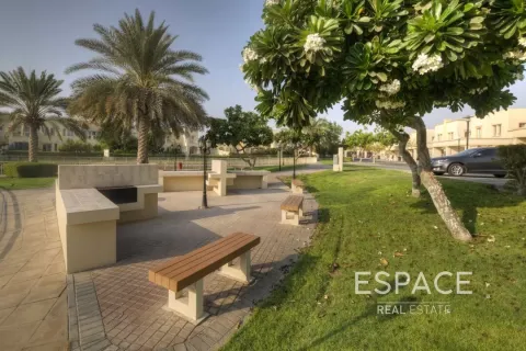 Villa zur Miete in The Springs, Dubai, VAE 2 Schlafzimmer, 153 m2 Nr. 678677 - Foto 13