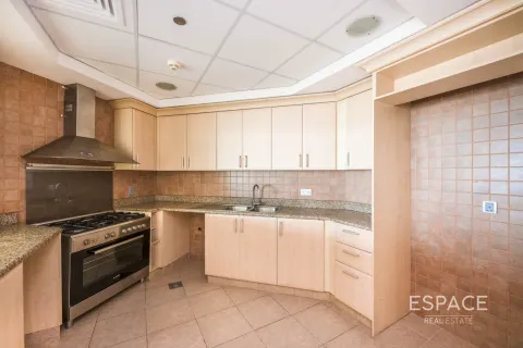 Apartman u gradu Palm Jumeirah, Dubai, UAE 2 spavaće sobe, 152 m2 Br. 678676 - Slika 3