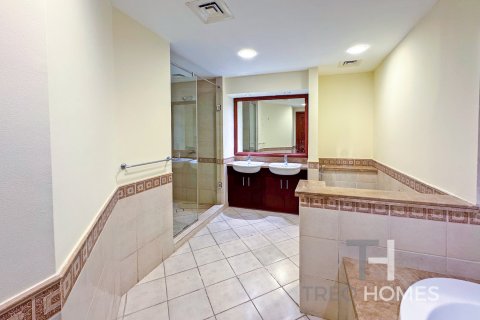 Apartemen di Palm Jumeirah, Dubai, UEA 2 kamar tidur, 168 m2 nomor 586674 - foto 5