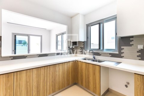 ویلا برای فروش در  Dubai Land، Dubai، امارات متحده عربی  4 خوابه ، 330.36 متر مربع ، شماره 767190 - تصویر 17
