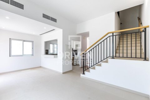 ویلا برای فروش در  Dubai Land، Dubai، امارات متحده عربی  4 خوابه ، 330.36 متر مربع ، شماره 767190 - تصویر 2