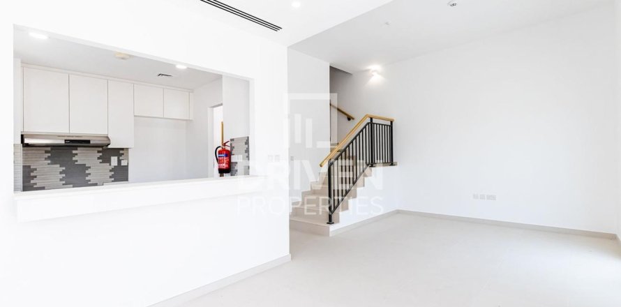 ویلا در Dubai Land، Dubai ، امارات متحده عربی 4 خوابه ، 330.36 متر مربع.  شماره 767190