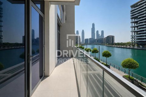 Apartament na sprzedaż w Al Wasl, Dubai, ZEA 2 sypialnie, 129.41 mkw., nr 767187 - zdjęcie 3