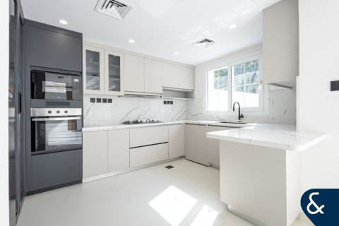 Villa sa Arabian Ranches, Dubai, UAE 4 silid-tulugan, 228 sq.m. № 667384 - larawan 3