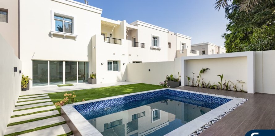 Villa sa Arabian Ranches, Dubai, UAE 4 silid-tulugan, 228 sq.m. № 667384