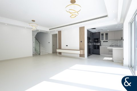 Villa sa Arabian Ranches, Dubai, UAE 4 silid-tulugan, 228 sq.m. № 667384 - larawan 4