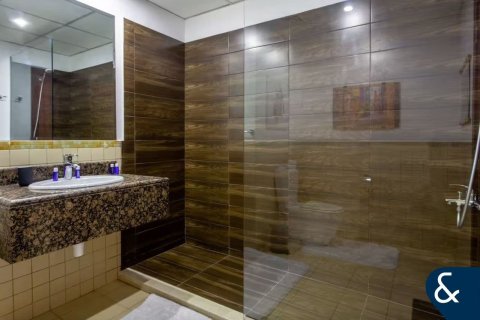 Huoneisto Jumeirah Beach Residence, Dubai, Arabiemiraatit 4 makuuhuonetta, 269 m2 № 667379 - kuva 7