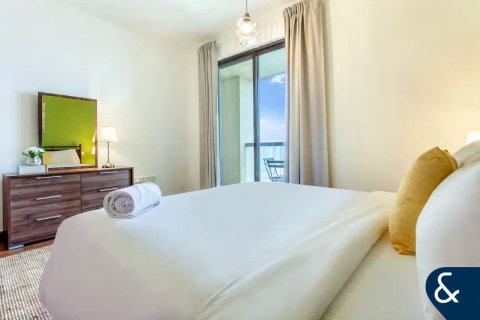 Huoneisto Jumeirah Beach Residence, Dubai, Arabiemiraatit 4 makuuhuonetta, 269 m2 № 667379 - kuva 9