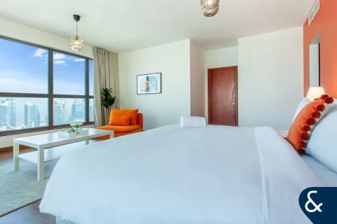 Huoneisto Jumeirah Beach Residence, Dubai, Arabiemiraatit 4 makuuhuonetta, 269 m2 № 667379 - kuva 2