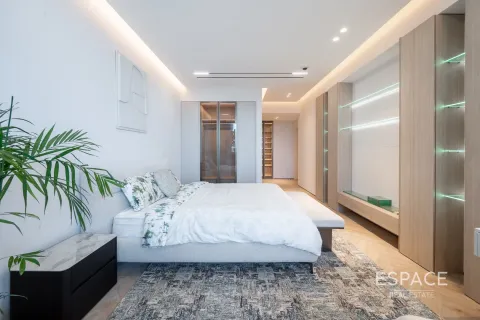 Lägenhet till försäljning i Palm Jumeirah, Dubai, UAE 2 sovrum, 227 kvm Nr. 649796 - fotografi 3