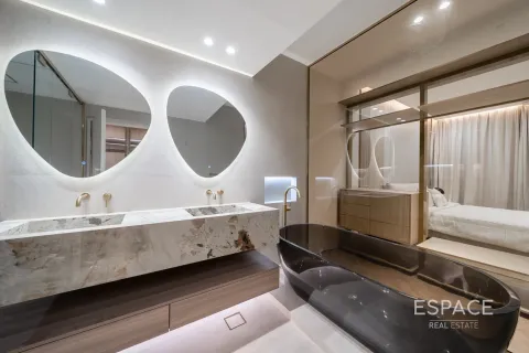 Lägenhet till försäljning i Palm Jumeirah, Dubai, UAE 2 sovrum, 227 kvm Nr. 649796 - fotografi 12