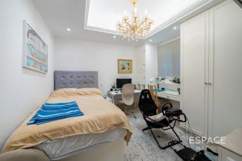 Βίλα σε Jumeirah Islands, Dubai, ΗΑΕ 5 υπνοδωμάτια, 989 τ.μ. Αρ. 649793 - φωτογραφία 13
