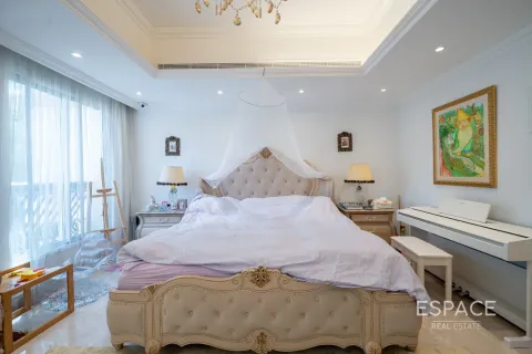 Βίλα σε Jumeirah Islands, Dubai, ΗΑΕ 5 υπνοδωμάτια, 989 τ.μ. Αρ. 649793 - φωτογραφία 15