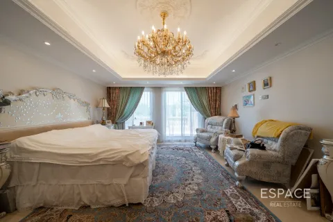 Βίλα σε Jumeirah Islands, Dubai, ΗΑΕ 5 υπνοδωμάτια, 989 τ.μ. Αρ. 649793 - φωτογραφία 17