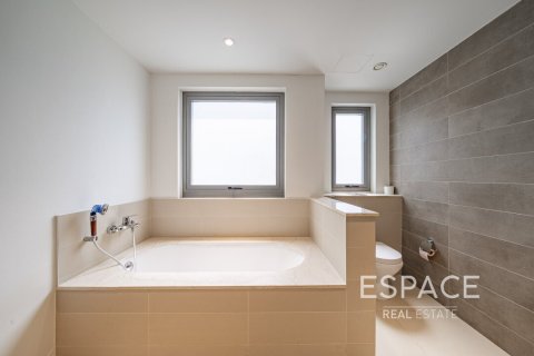Βίλα σε Dubai Hills Estate, ΗΑΕ 5 υπνοδωμάτια, 413 τ.μ. Αρ. 649795 - φωτογραφία 11