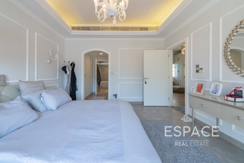 Vila di Meadows, Dubai, UEA 4 kamar tidur, 332 m2 nomor 649791 - foto 13