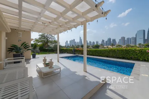 Vila di Meadows, Dubai, UEA 4 kamar tidur, 332 m2 nomor 649791 - foto 1