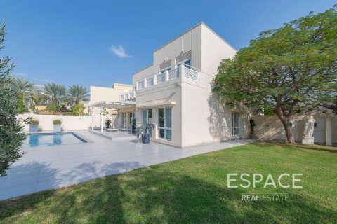 Vila di Meadows, Dubai, UEA 4 kamar tidur, 332 m2 nomor 649791 - foto 17