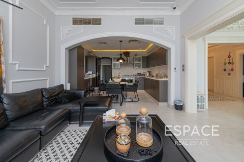 Vila di Meadows, Dubai, UEA 4 kamar tidur, 332 m2 nomor 649791 - foto 6