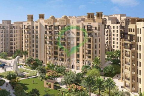 Apartament në Umm Suqeim, Dubai, Emiratet e Bashkuara Arabe 4 dhoma gjumi, 260 m2. № 362200 - Foto 1