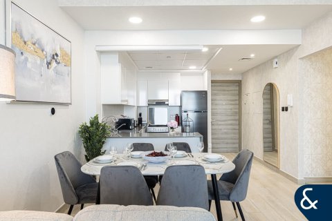 Apartament de vânzare în Jumeirah Village Circle, Dubai, EAU 2 dormitoare, 106 mp. №667308 - poză 2