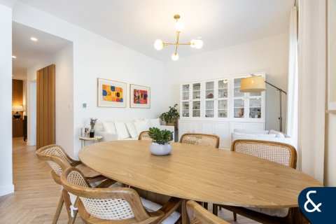 Vila di Dubai South (Dubai World Central), Dubai, UEA 4 kamar tidur, 325 m2 nomor 667307 - foto 4