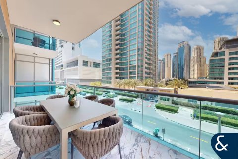 Apartman u AZURE RESIDENCES u gradu Palm Jumeirah, Dubai, UAE 4 spavaće sobe, 236 m2 Br. 671597 - Slika 1