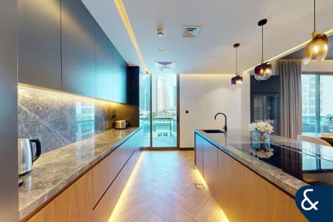 Apartman u AZURE RESIDENCES u gradu Palm Jumeirah, Dubai, UAE 4 spavaće sobe, 236 m2 Br. 671597 - Slika 9