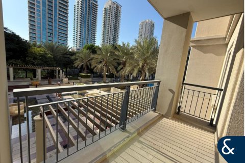 Apartment til salg i The Views, Dubai, UAE 3 soveværelser, 140 kvm № 671598 - foto 4