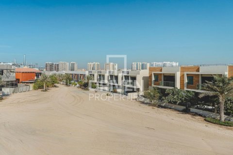 Villa te huur in Al Furjan, Dubai, VAE 6 slaapkamers, 599.97 vr.m., nr 757107 - foto 25
