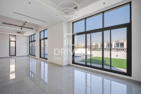 Villa te huur in Al Furjan, Dubai, VAE 6 slaapkamers, 599.97 vr.m., nr 757107 - foto 3