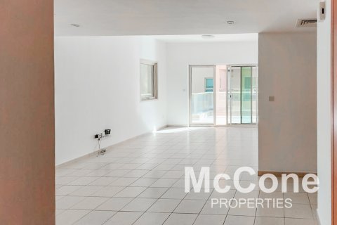 Apartmen di Greens, Dubai, UAE 2 bilik tidur, 138.33 meter persegi № 587261 - foto 1