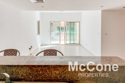 Apartmen di Greens, Dubai, UAE 2 bilik tidur, 138.33 meter persegi № 587261 - foto 3