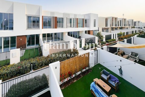 Townhouse sa Jumeirah Village Triangle, Dubai, UAE 4 silid-tulugan, 257.51968376 sq.m. № 695528 - larawan 4