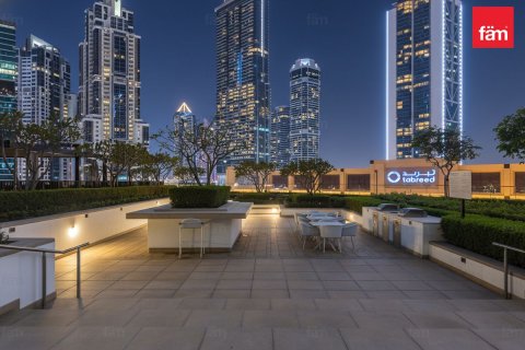 Huoneisto Downtown Dubai (Downtown Burj Dubai), Arabiemiraatit 3 makuuhuonetta, 126 m2 № 708272 - kuva 17