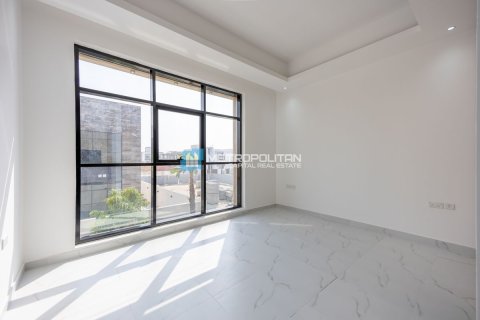 Vila v Al Shamkha, Abu Dhabi, SAE 4 spálne, 510 m2 č. 659840 - Fotografia 7