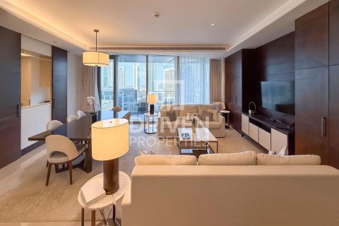 Apartman u gradu Downtown Dubai (Downtown Burj Dubai), Dubai, UAE 3 spavaće sobe, 187.76 m2 Br. 745240 - Slika 3