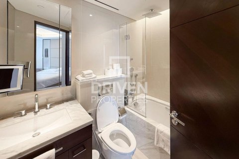 Apartman u gradu Downtown Dubai (Downtown Burj Dubai), Dubai, UAE 3 spavaće sobe, 187.76 m2 Br. 745240 - Slika 16