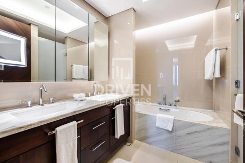 Downtown Dubai (Downtown Burj Dubai), Dubai, UAE의 임대용 아파트 침실 2개, 157.84제곱미터 번호 745239 - 사진 13