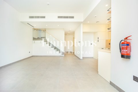 Stadthaus zur Miete in Arabian Ranches 3, Dubai, VAE 4 Schlafzimmer, 249.53745800 m2 Nr. 692030 - Foto 12