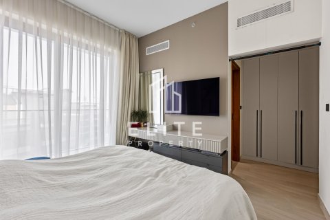 Apartment in Dubai, UAE 2 bedrooms, 105 sq.m. № 659387 - photo 19